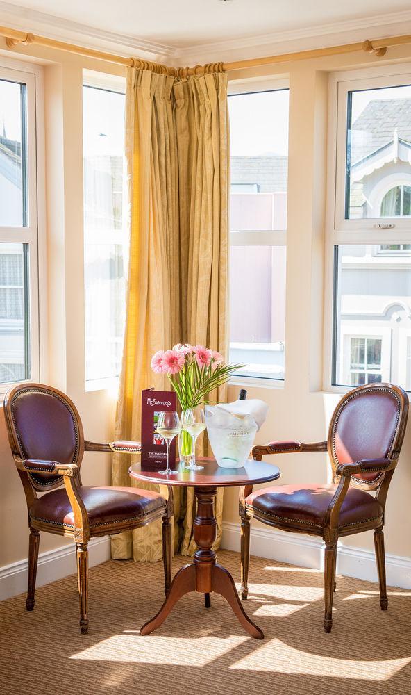 Mcsweeney Arms Hotel Кілларні Екстер'єр фото