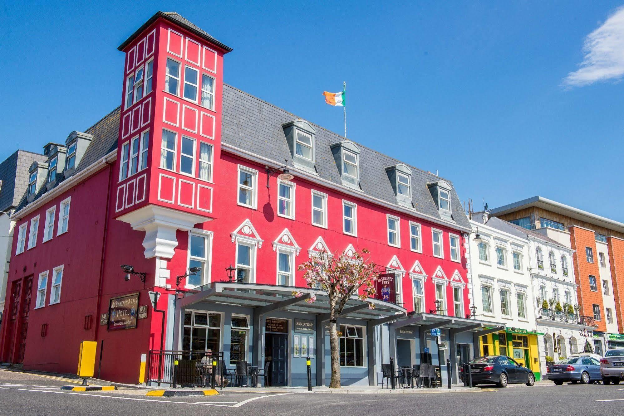 Mcsweeney Arms Hotel Кілларні Екстер'єр фото